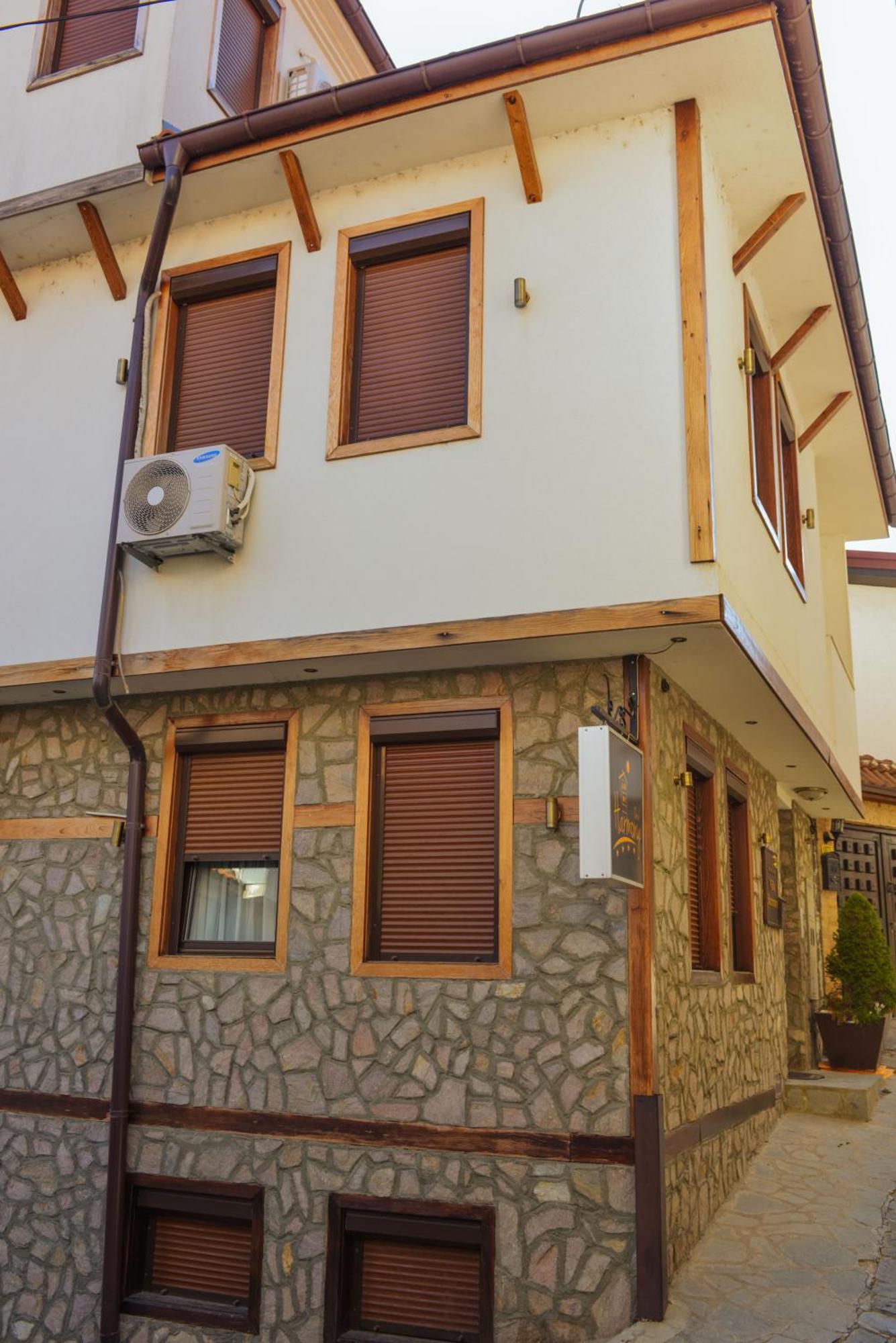 Apartment Harmony Ohrid